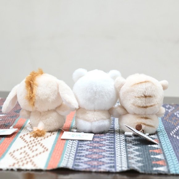 Japan Disney Urupocha-Chan White Pooh Series Tigger Eeyore Pooh Set US Seller - Picture 4 of 4